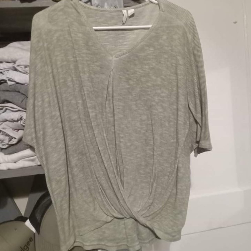 Women shirt